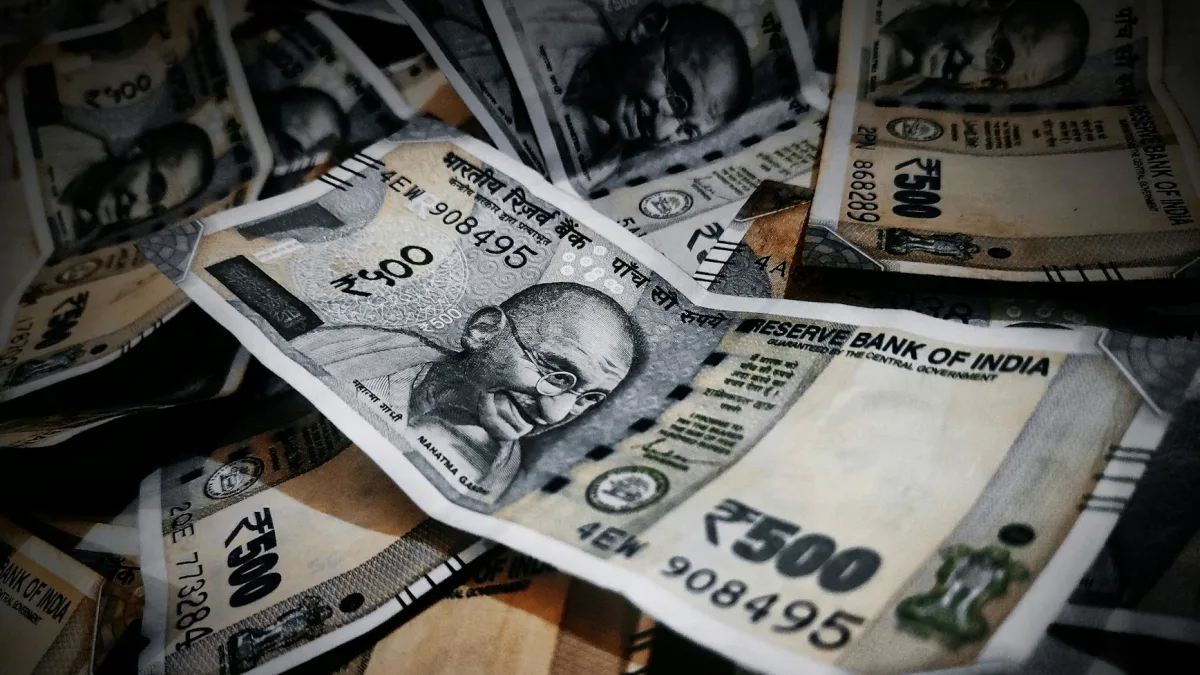 India Central Bank Maintains Rates Amid Iran Crisis Risks