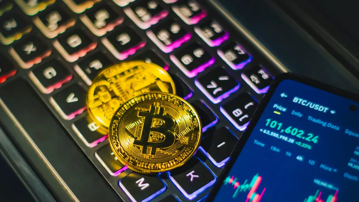 Bitcoin (BTC) Drops to $60,000 Amid Strong Jobs Data and Zcash Bug