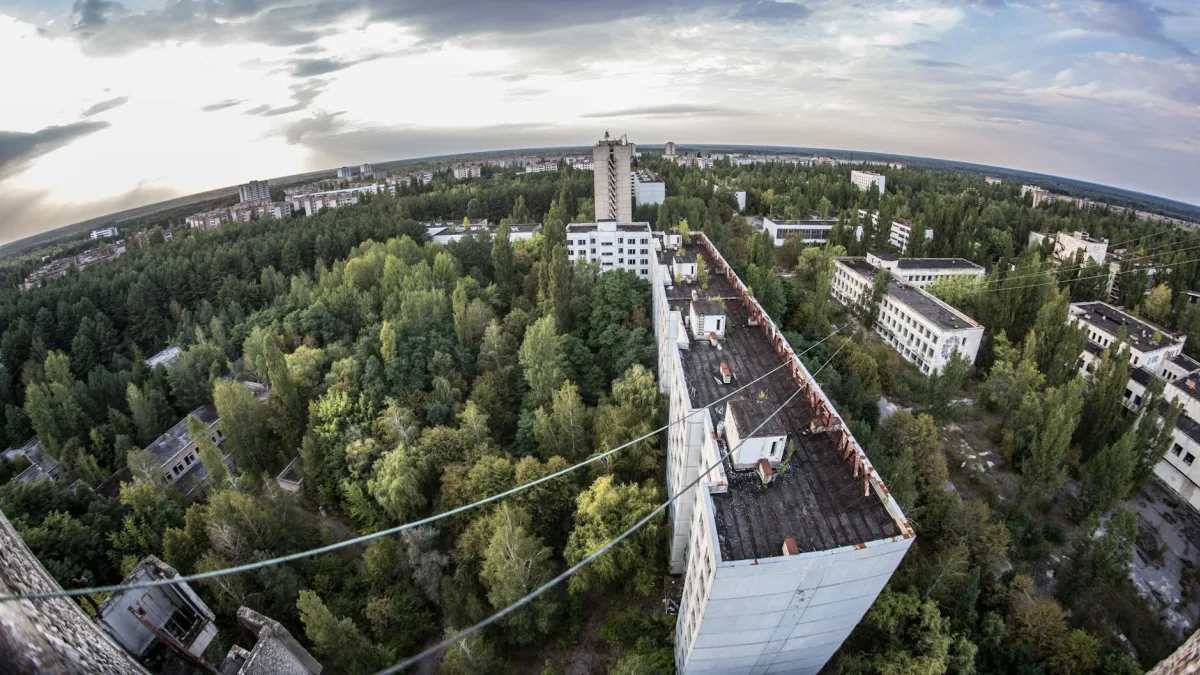Strike Near Chornobyl Nuclear Facility Causes No Radiation Spike