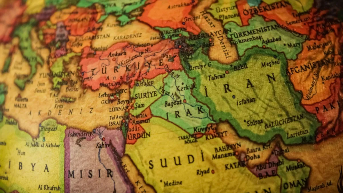 Iran Launches Ballistic Missiles at Israel: Regional Tensions Escalate