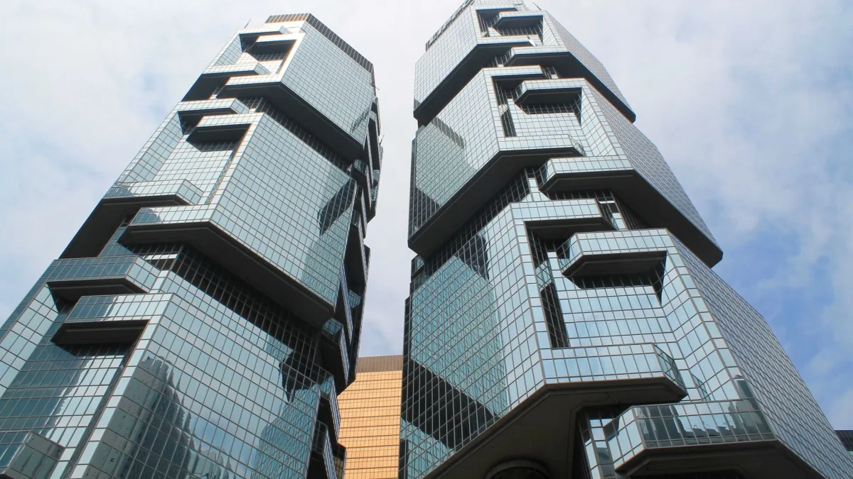 China's Economy Faces Challenges Amid Innovation Concerns
