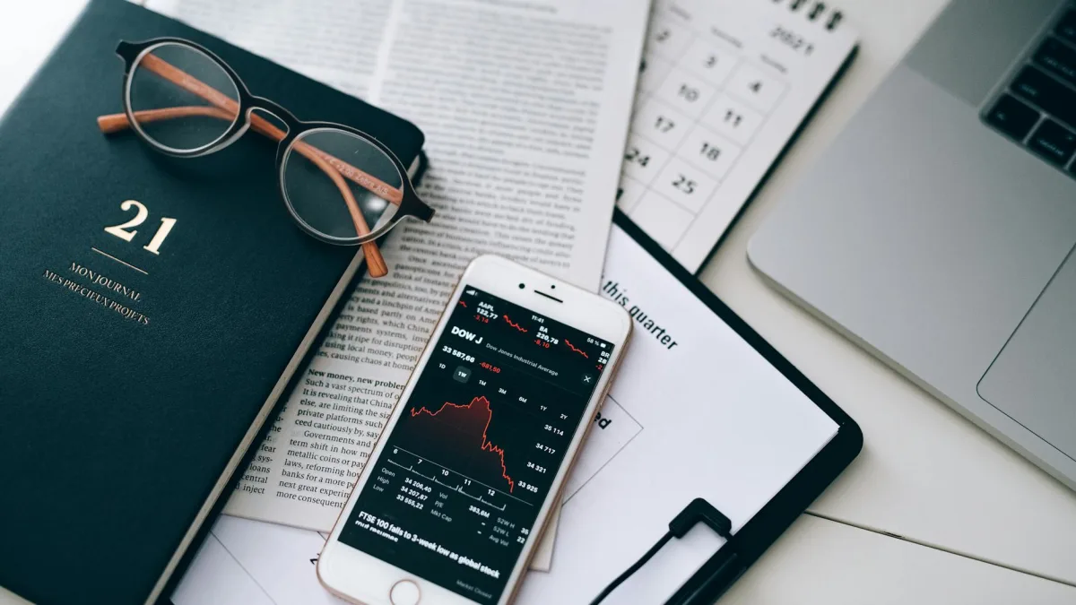 Wall Street Journal Reports on Market Trends and Data Analysis