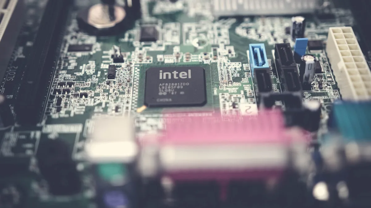 Intel (INTC) Stock Soars 427% Despite 16% Recent Decline