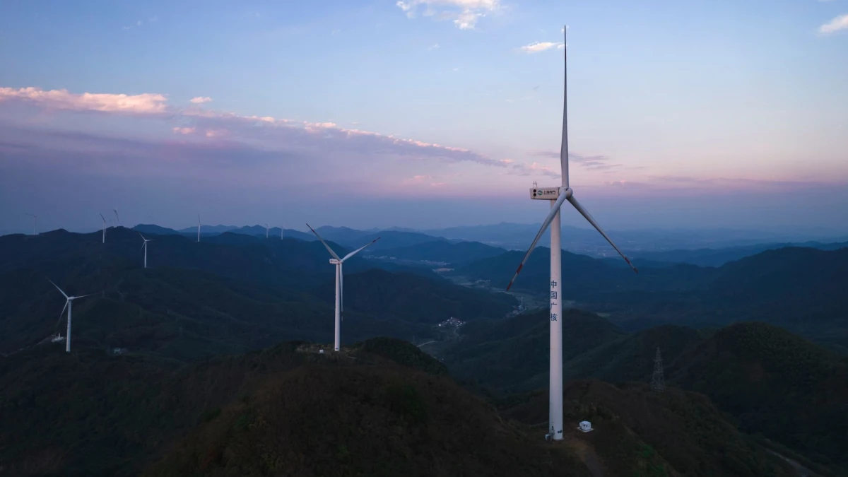 China's Cleantech Industry Thrives Amid Energy Disruption