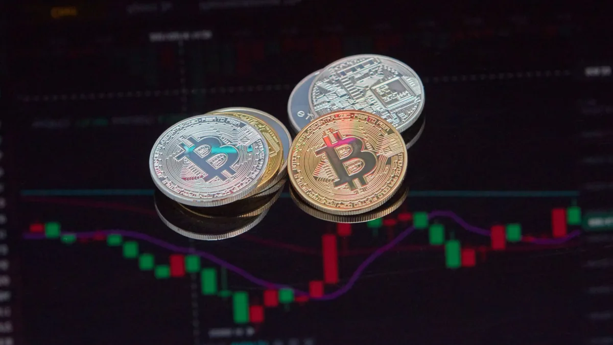 Bitcoin (BTC) Long-Term Return Close to Zero Analysis