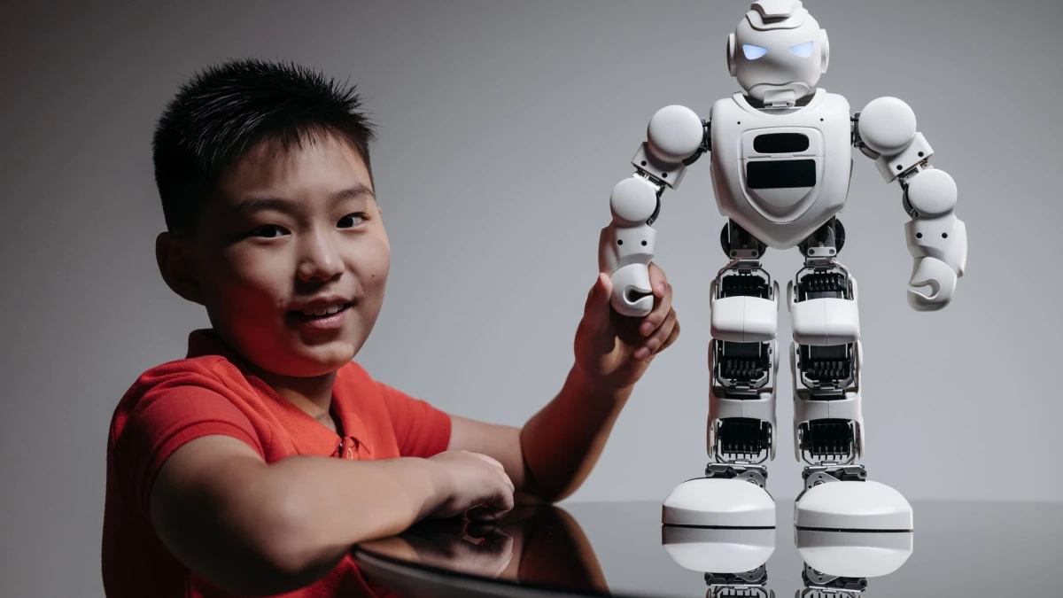EngineAI Files for Hong Kong IPO amid Robotics Growth