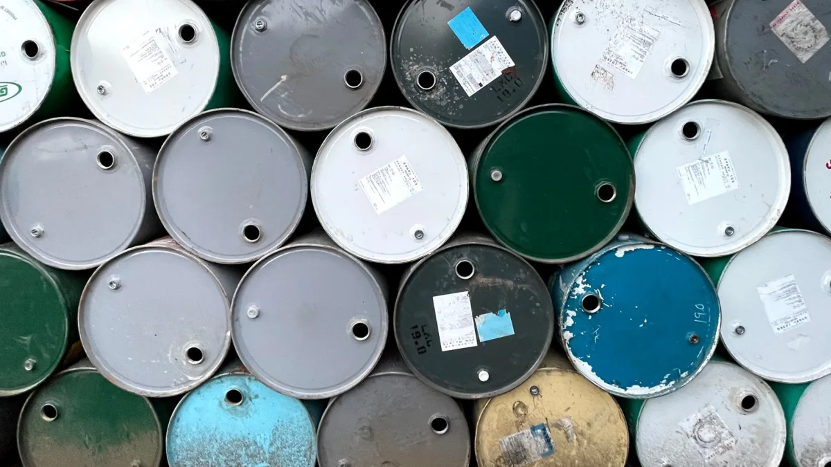 Oil Exports Loss Estimates Adjusted: 5-6 Million Barrels Daily