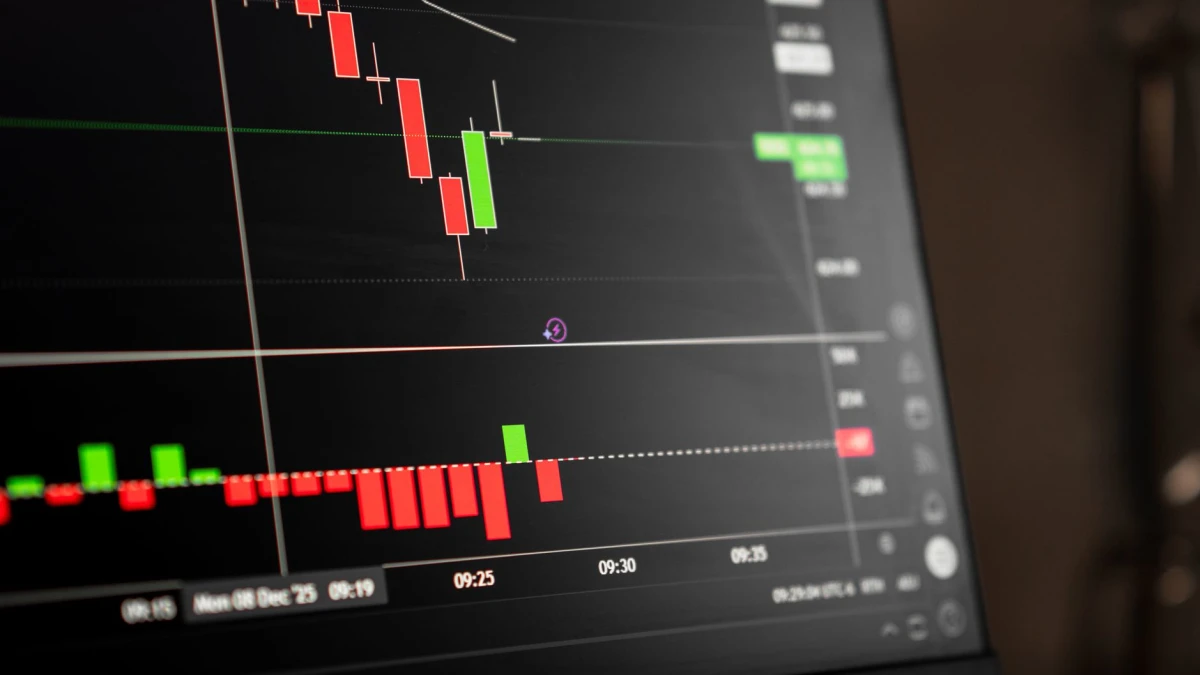 SpaceX (SPACEX) Debut Boosts Market Sentiment After Volatile Week