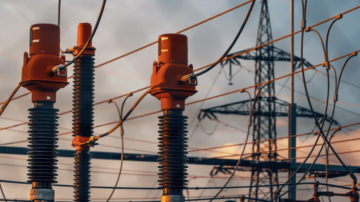 Energy & Utilities Market Overview with Key Data Insights