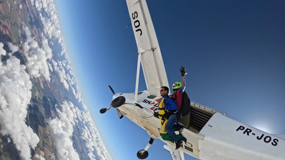 Missouri Plane Crash Kills 12, Skydiving Company Reports Incident