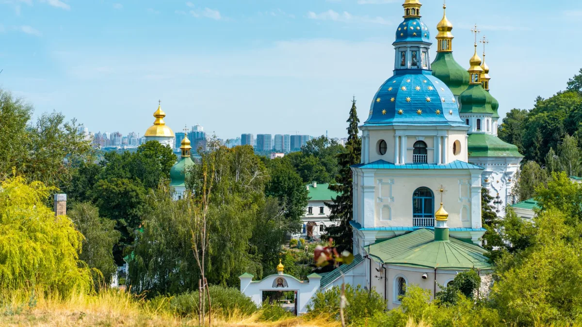 Massive missile strike damages Kyiv cathedral, UNESCO site