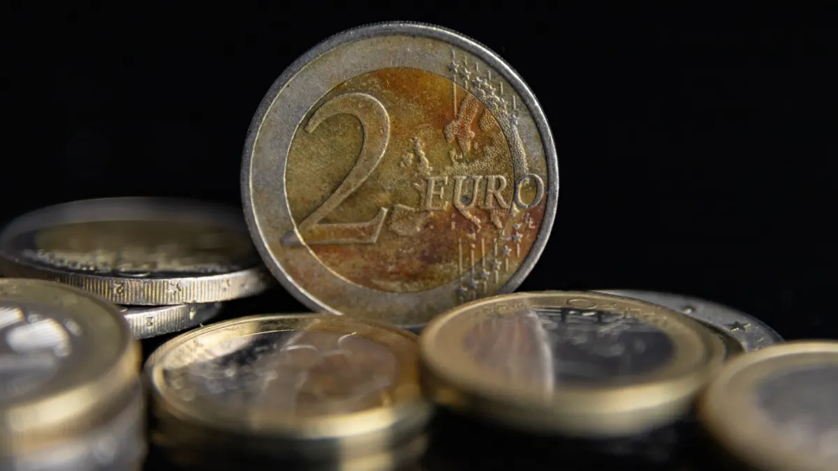 Eurozone Bond Yields Drop After U.S.-Iran Deal Announcement