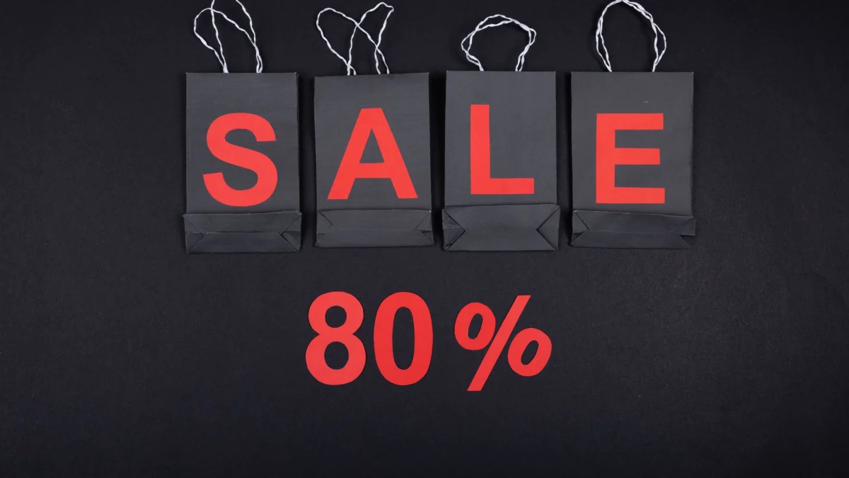 Databricks (DBT) Sales Growth Surges 80% to $6.9 Billion