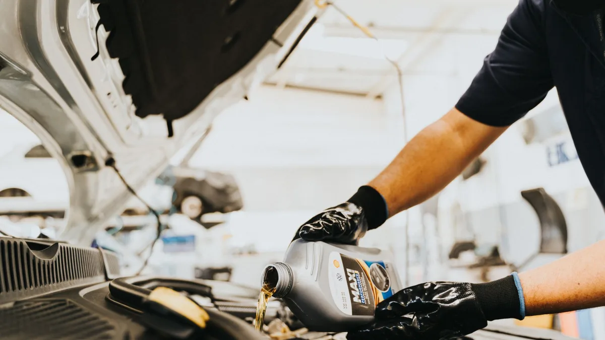 CarMax (KMX) Earnings Beat Following Carvana Disruption