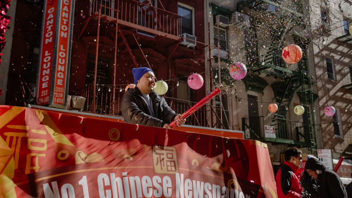 Knicks Parade Features 2,500 Pounds of Paper for Celebration