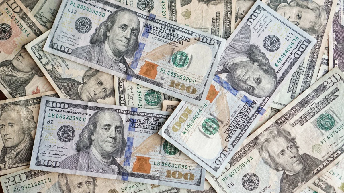 Federal Reserve Holds Rates Steady, Hawks Indicate Future Hikes