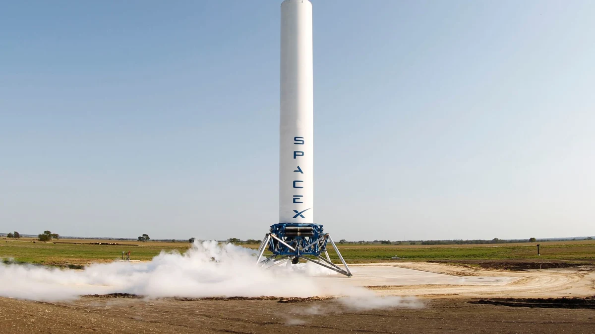 SpaceX (SPACEX) Shares Drop 2% After 40% IPO Surge