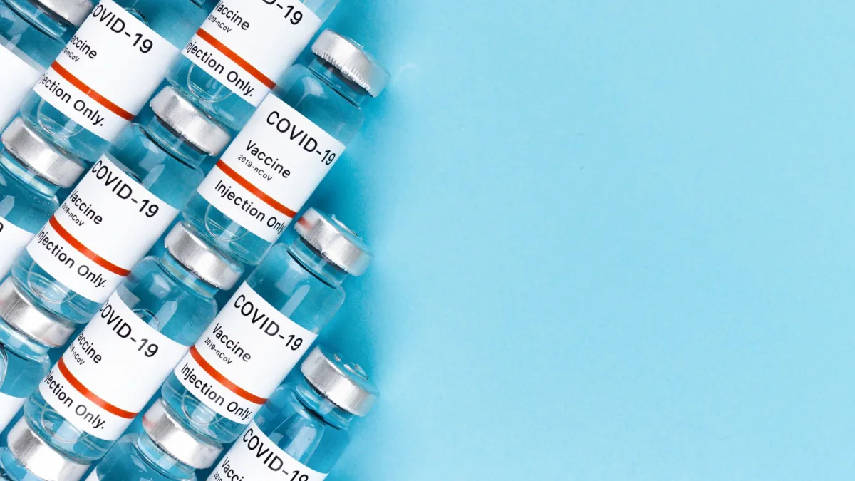 Moderna (MRNA) Receives Unanimous FDA Panel Approval for mRNA Vaccine