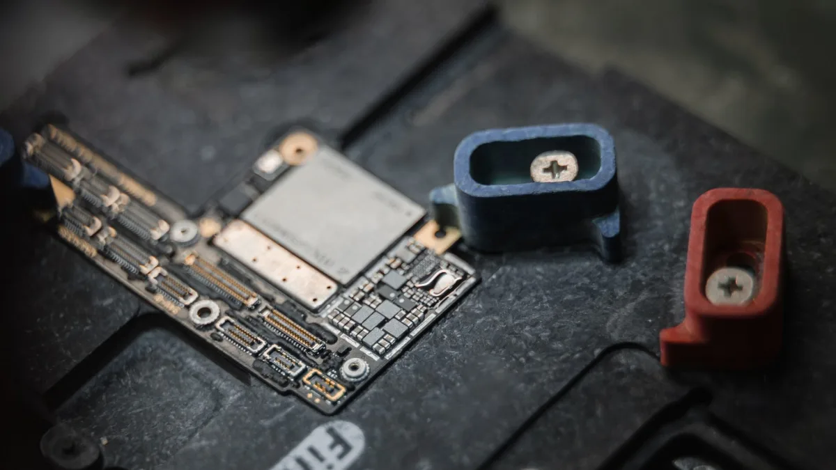 US Concerned About ASML's Chip Tool Presence in China