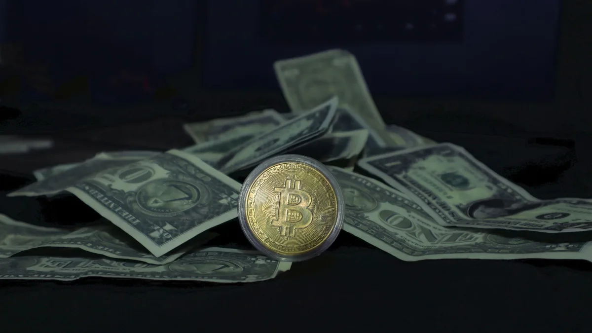 Bitcoin (BTC) Trading Range Between $62,300 and $64,600