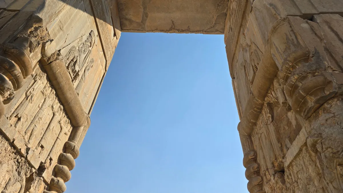 Iranian Guards' Empire Potentially Gains from Sanction Relief