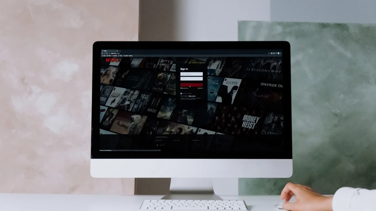 Netflix (NFLX) Targeted at $287 with 90% Confidence Rating