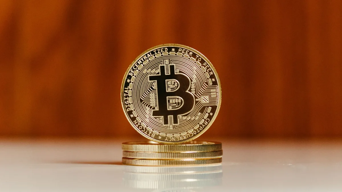 Bitcoin (BTC) Drops 28% Year-to-Date Amid Market Concerns