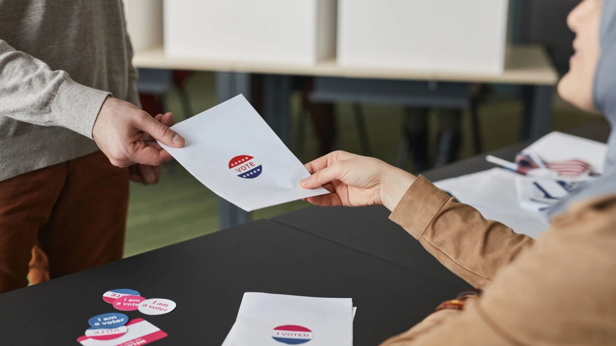 Swiss Voters Likely Reject Neutrality Proposal in Upcoming Poll