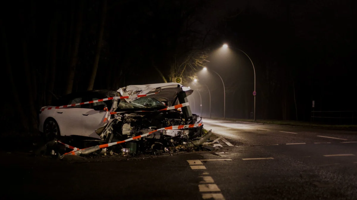 Tesla (TSLA) Faces Federal Safety Probe After Fatal Crash Incident