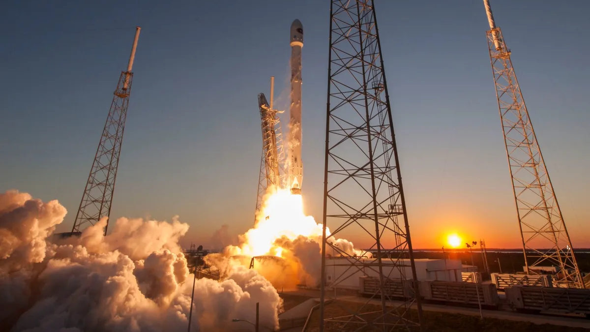 SpaceX (SPAC) Stock Climbs 4% After Initial Drop Below $150 Price