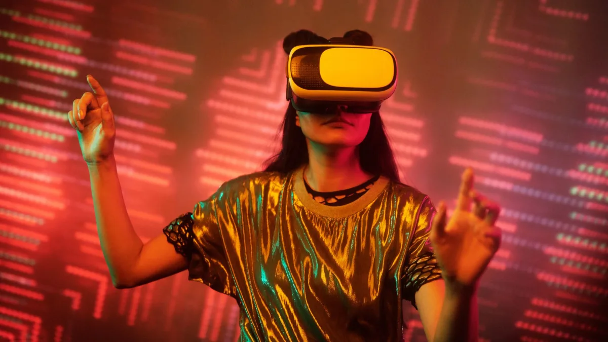 Meta (META) Unveils Smart Glasses Priced at $299, Competing with Rivals