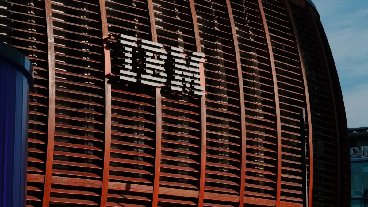 IBM (IBM) Extends $10 Billion Credit Agreements Maturity by One Year