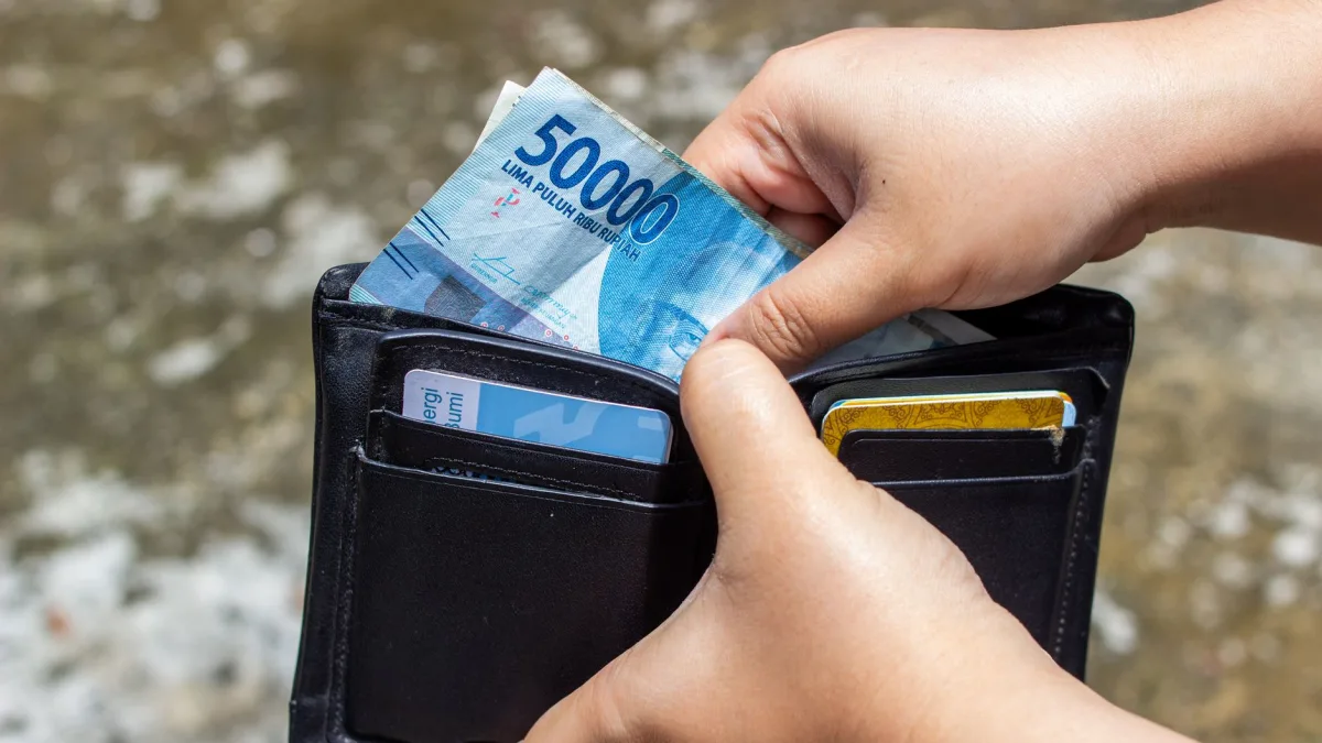 World Bank Reports Cambodian Microfinance Lenders Harm Borrowers