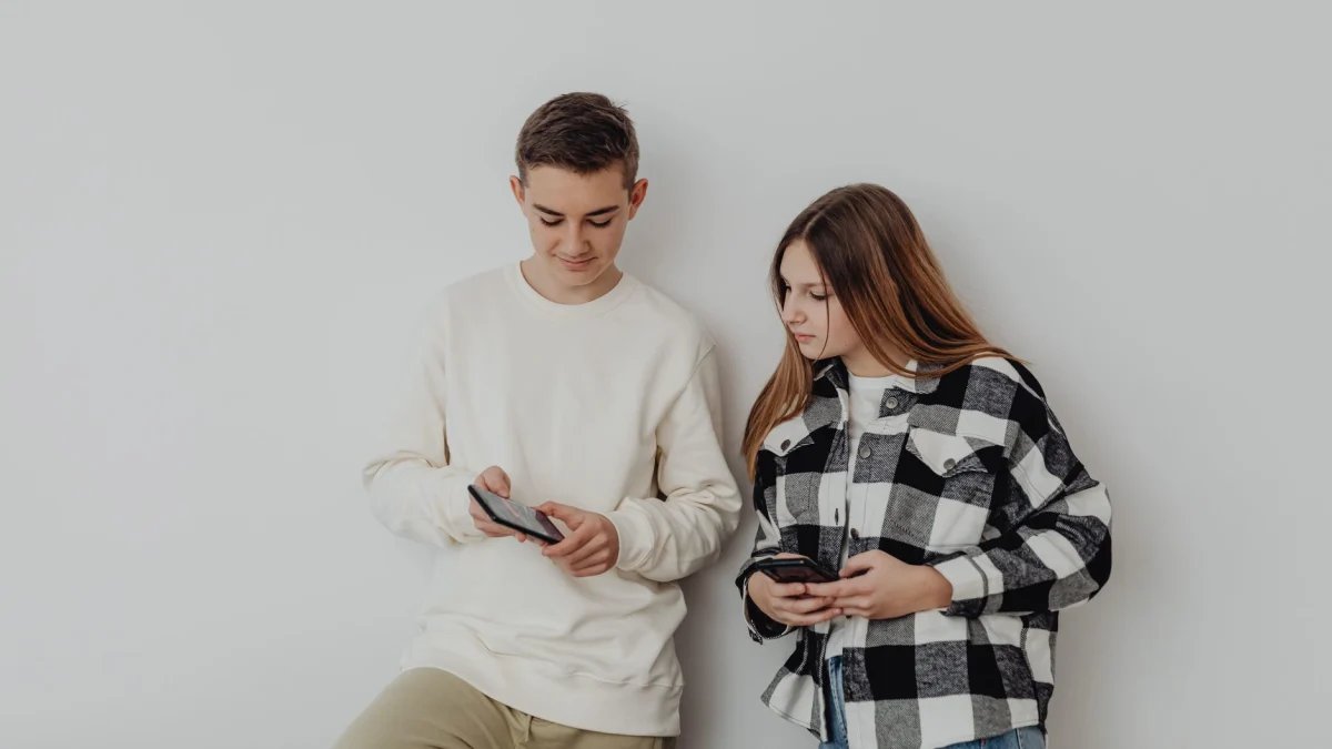 Australia Considers Tougher Social Media Regulations for Teens