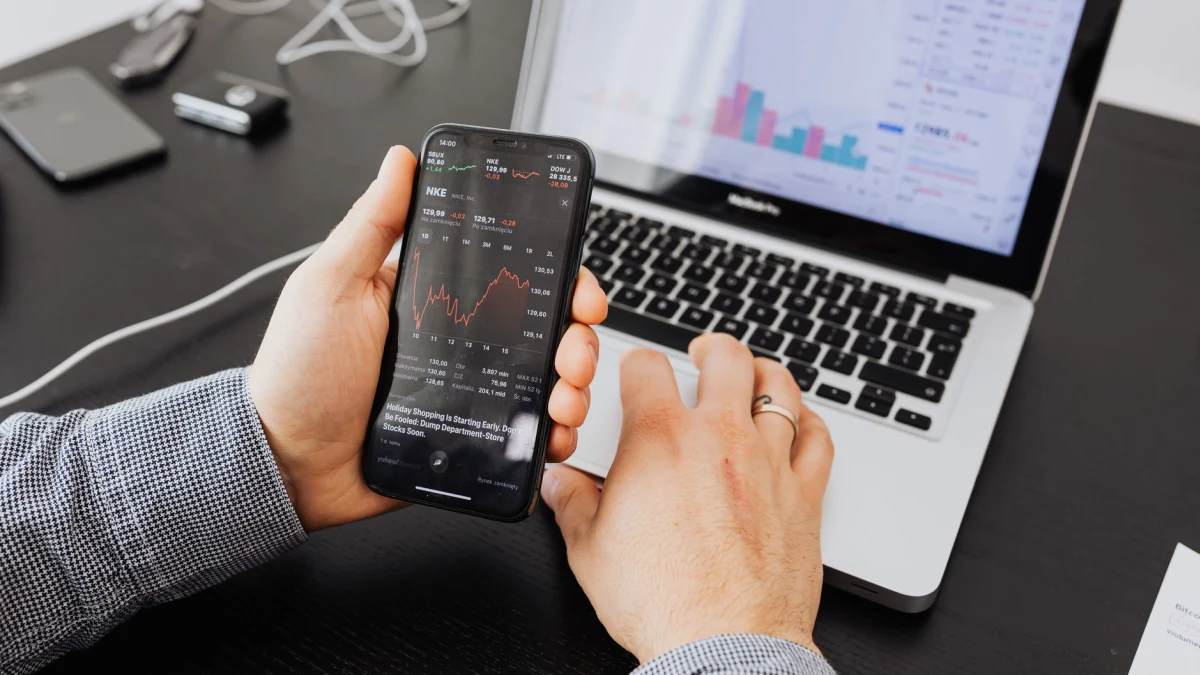 Zalando (ZALG) Shares Drop as German Regulator Initiates Probe