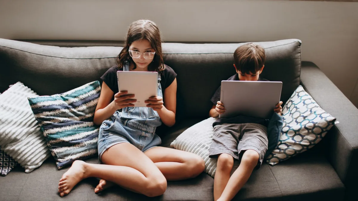 Australia to Double Fines for Child Social Media Violations