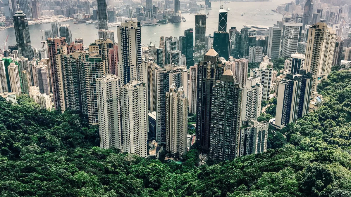 Hong Kong (HK) Share Sales Hit 5-Year High Amid AI Boom