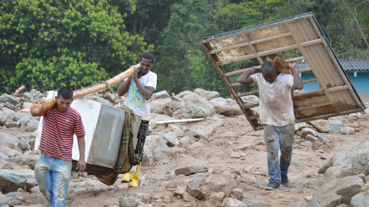 Venezuela earthquake death toll rises amid aid concerns