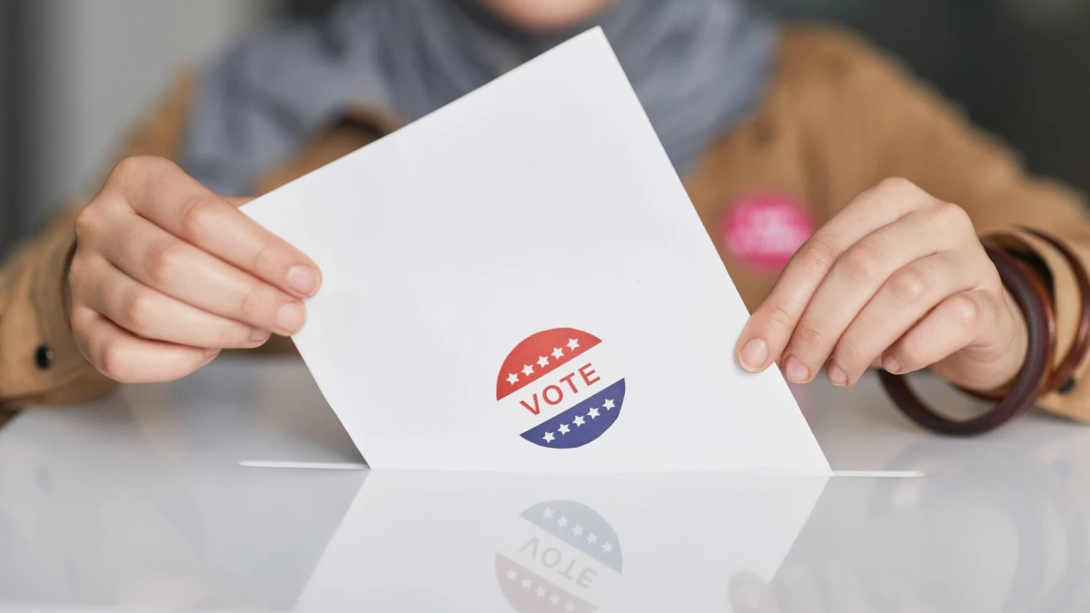 Democrats Favorable Odds for House Control in Upcoming Elections