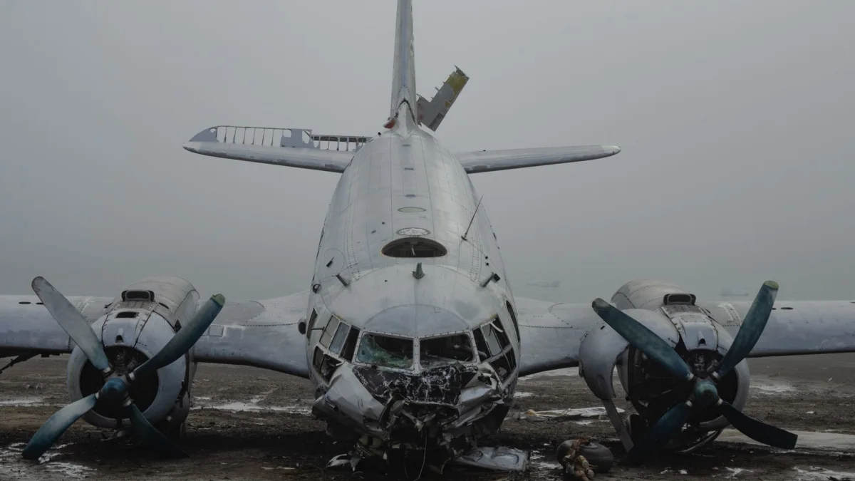 Beijing Investigates Aircraft Crash Injuring 13 Amid Industry Concerns