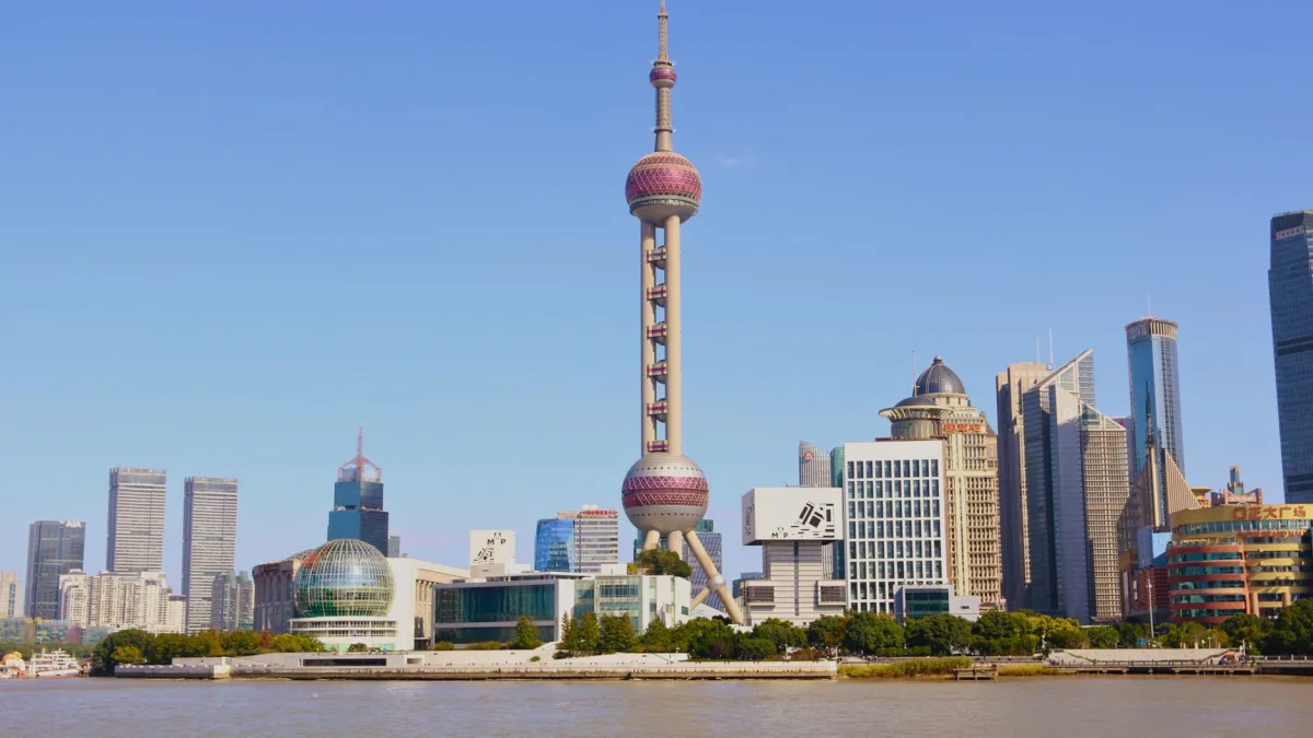 China’s Renminbi Strategy at Lujiazui Forum Expands International Role