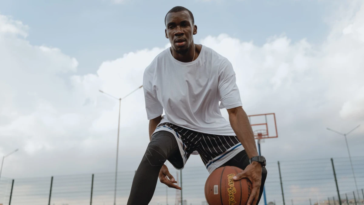 LeBron James's Future with Lakers Hangs in Balance