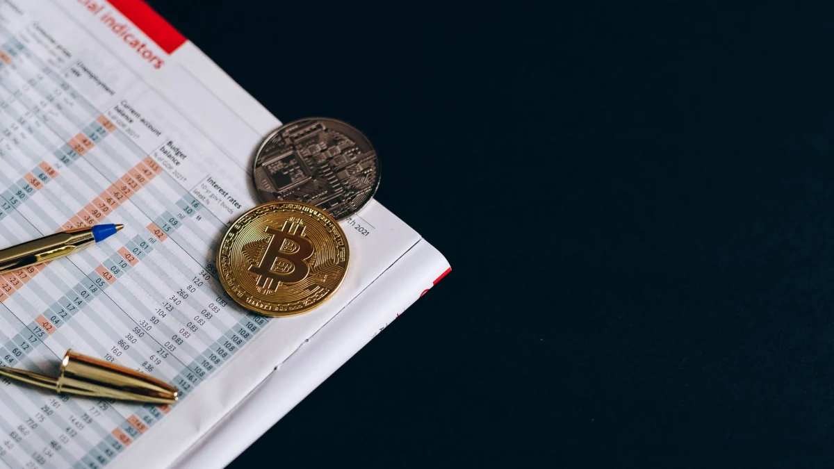 Trump Reports Over $1B from Digital Currency and Stocks