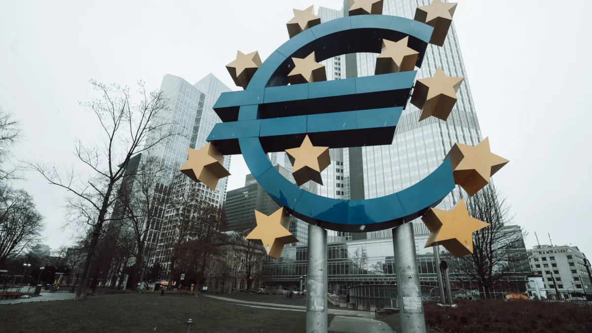ECB Lagarde Cannot Rule Out Early Departure Amid Economic Uncertainty