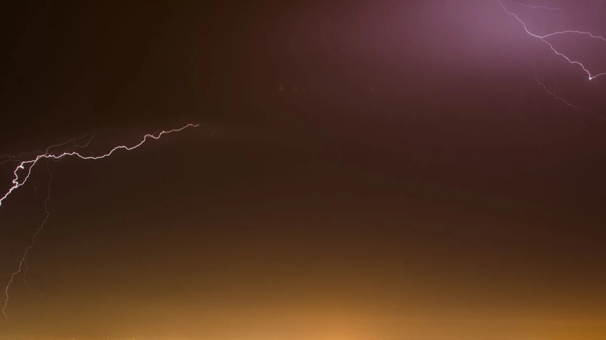 Extreme Heat Wave Causes 243% Power Price Surge in U.S.