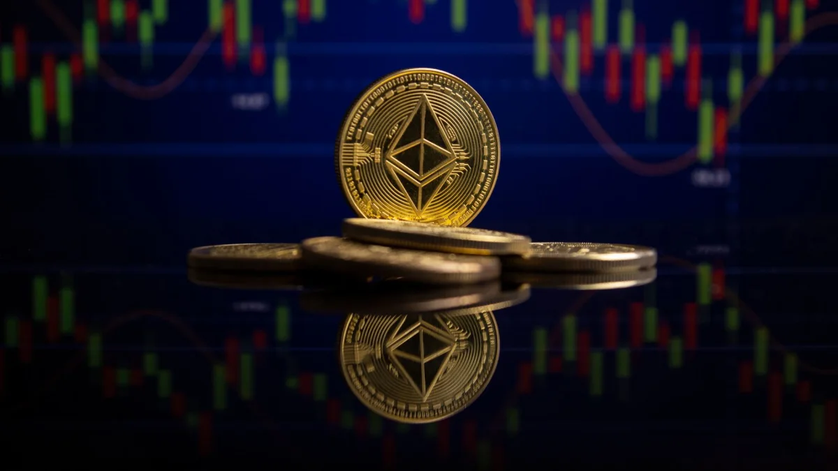 EOS Falls 15% Amid Market Rout