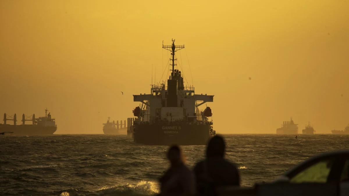 Iran-linked vessels transit Hormuz Strait amid US blockade plans