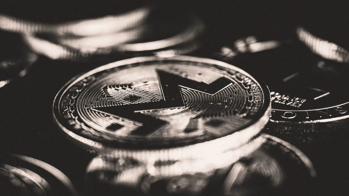 Crypto Market Offers Pre-IPO Bets on CXMT Chipmaker Focus