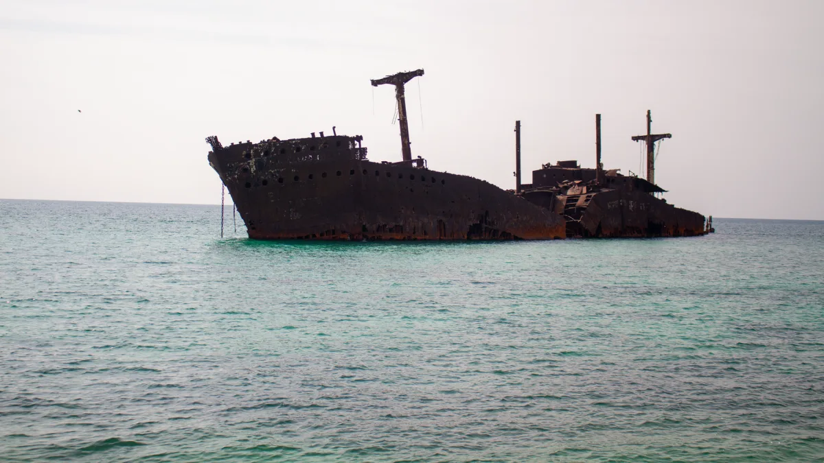 US Expands Strikes in Northern Iran, Disables Blockade Ship