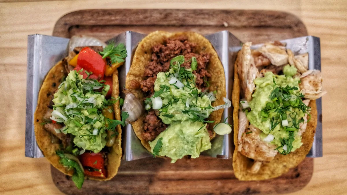 Taco Bell Lettuce Linked to Cyclosporiasis Outbreak in US